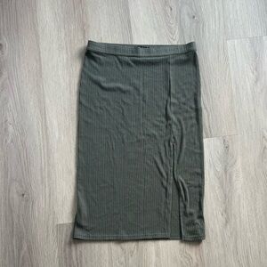 Abercrombie & Fitch Dark Green Ribbed Midi Skirt